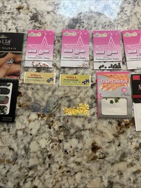 Pink Nail Gem Pack - Decorative Nail Art 10 items
